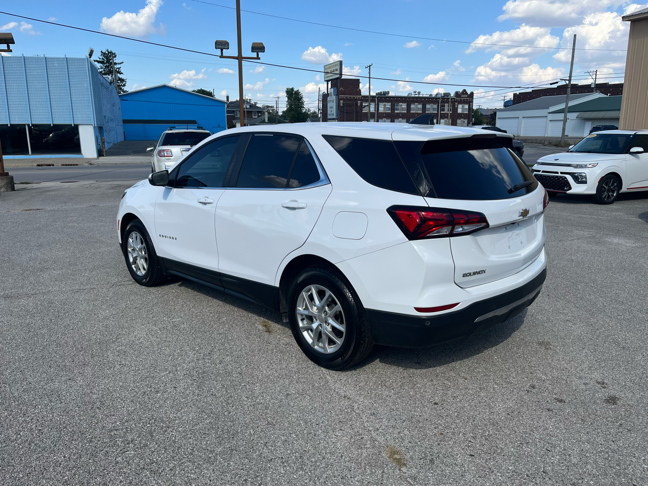 2022 Chevrolet Equinox LT photo 4