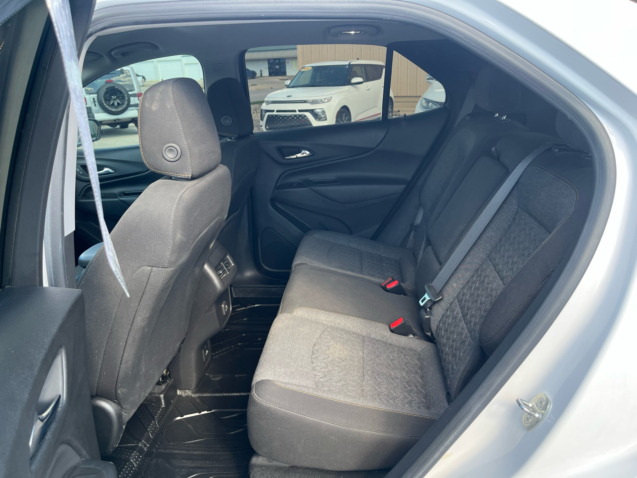 2022 Chevrolet Equinox LT photo 11