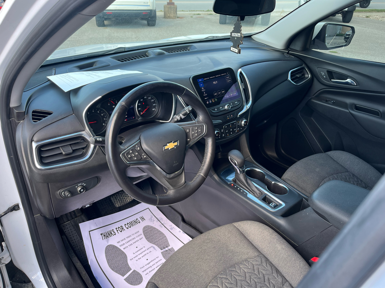 2022 Chevrolet Equinox LT photo 19