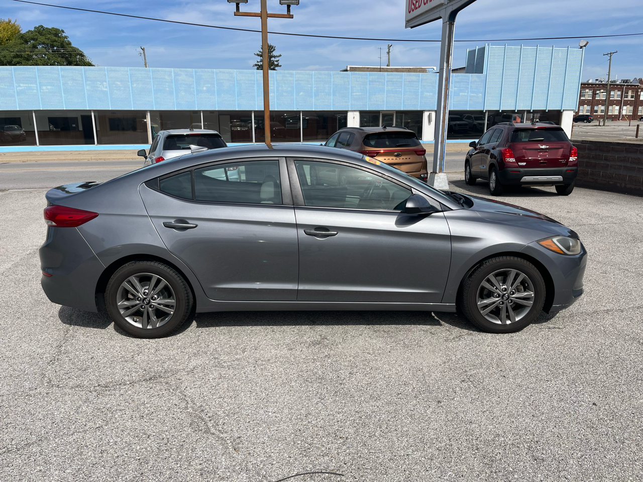 2018 Hyundai Elantra Limited photo 2