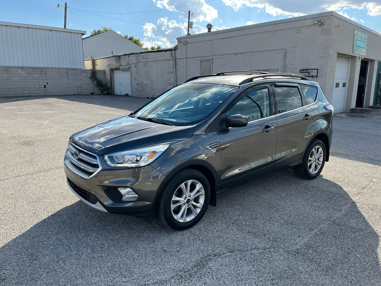 2017 Ford Escape SE photo 3