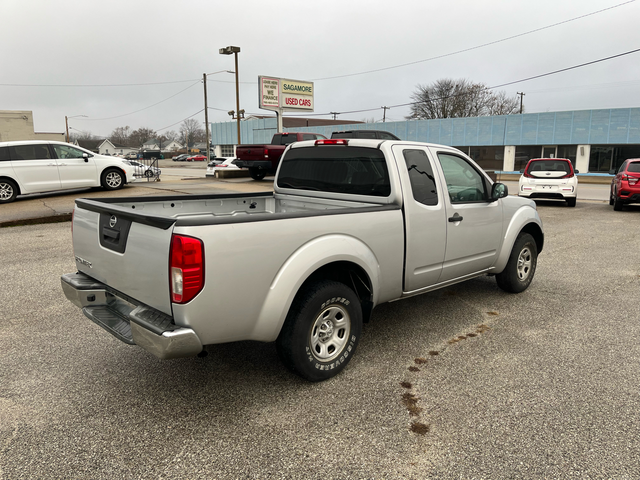 2014 Nissan Frontier S King Cab photo 3