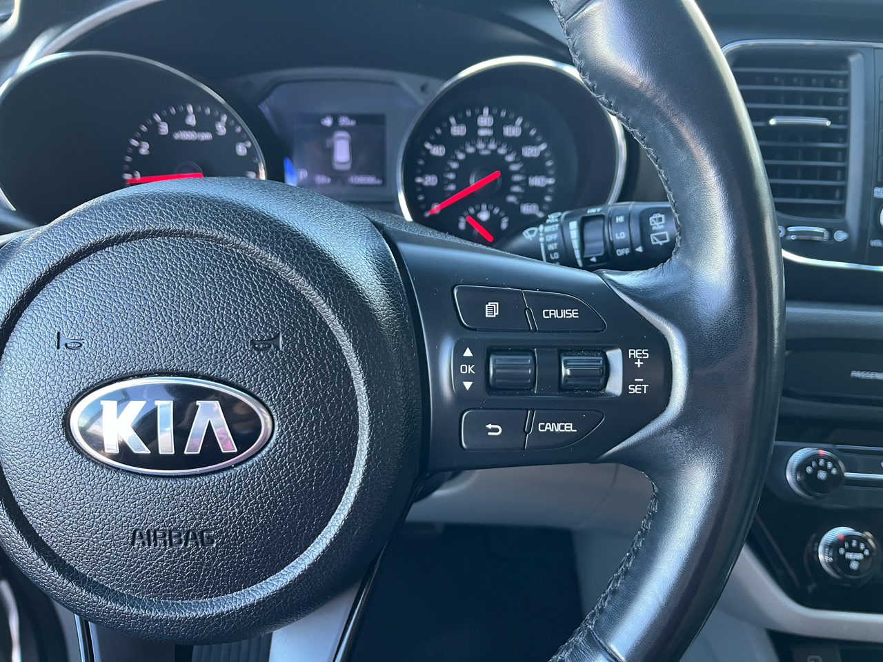 Kia Sedona LX 2019