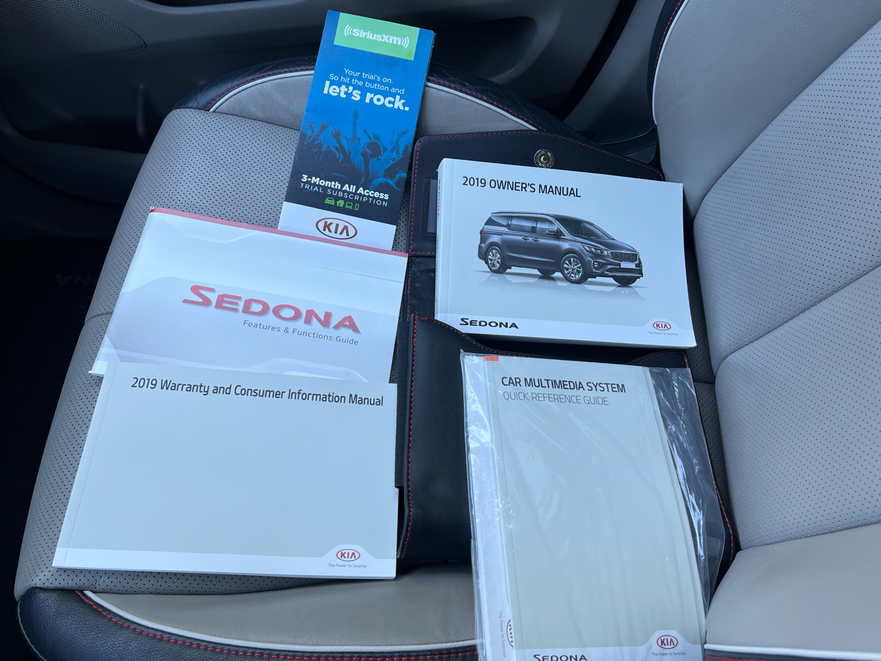 Kia Sedona LX 2019