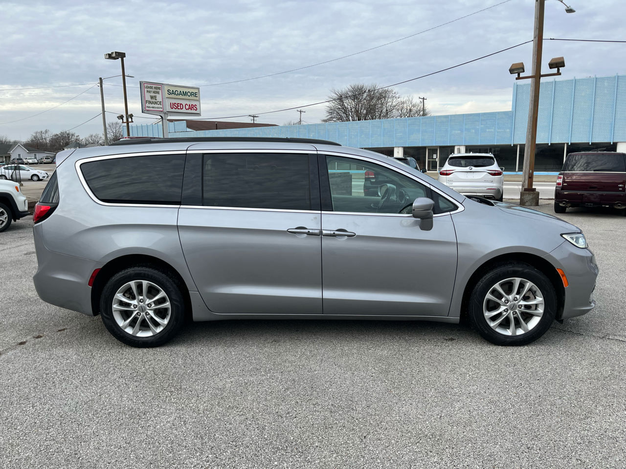 Chrysler Pacifica Touring 2021