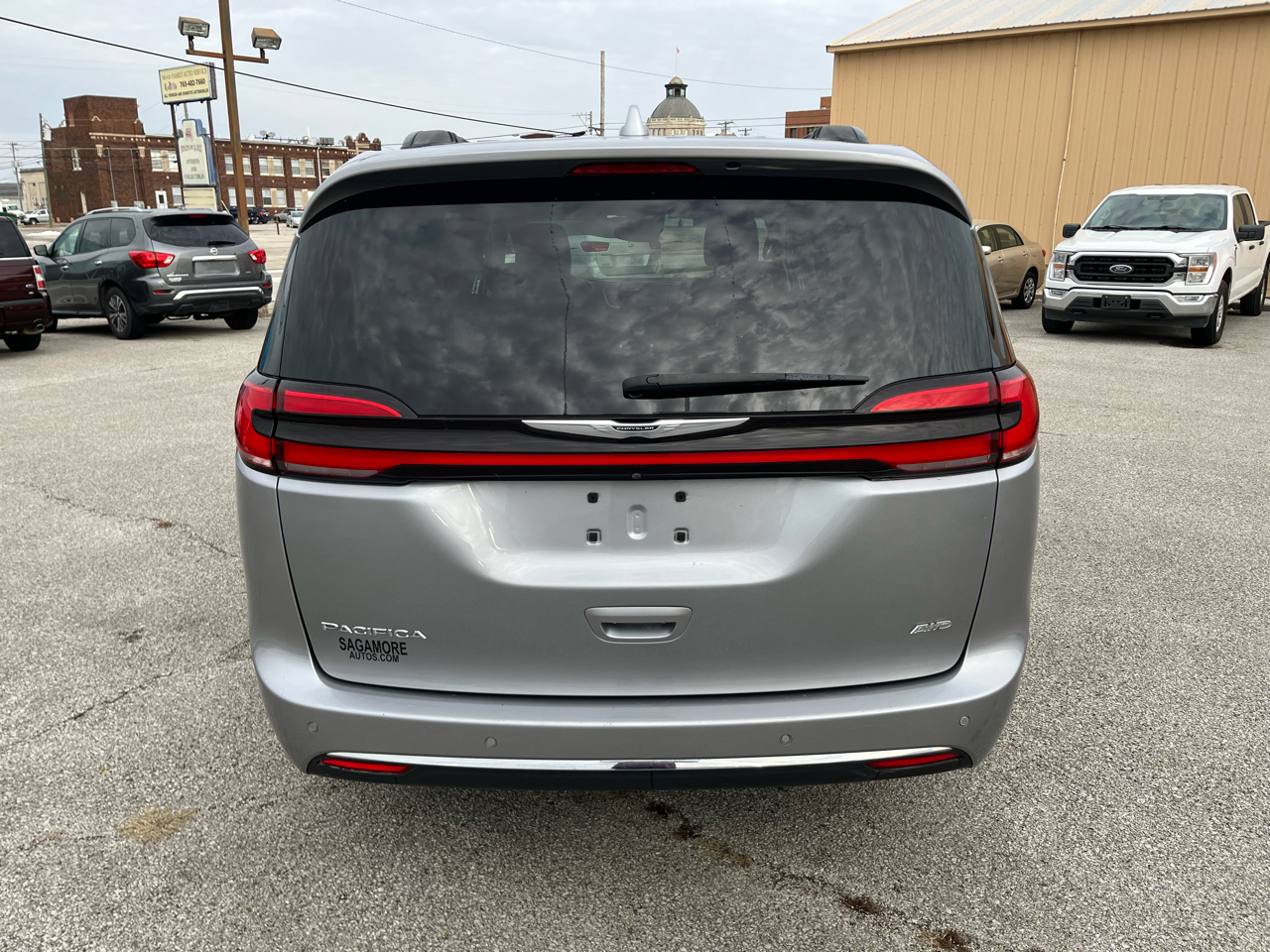 Chrysler Pacifica Touring 2021