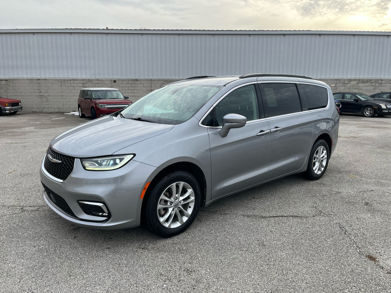 Chrysler Pacifica Touring 2021