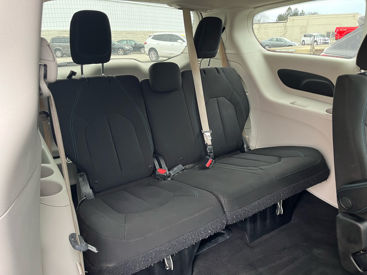 Chrysler Pacifica Touring 2021