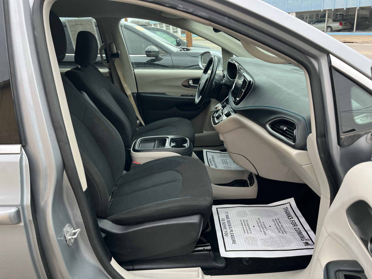 Chrysler Pacifica Touring 2021