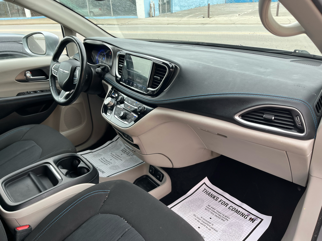 Chrysler Pacifica Touring 2021