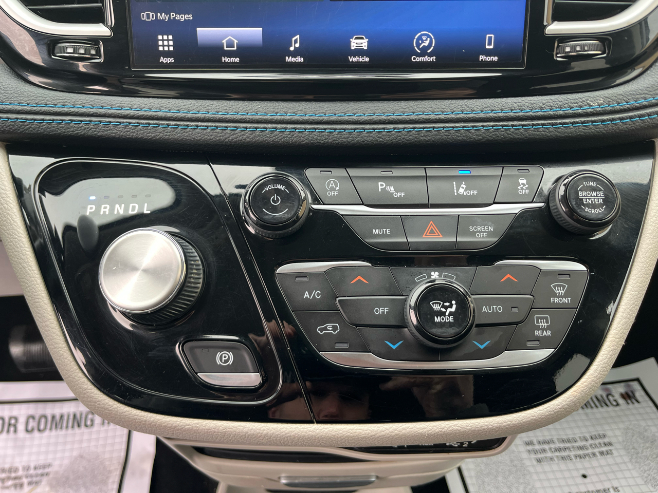 Chrysler Pacifica Touring 2021