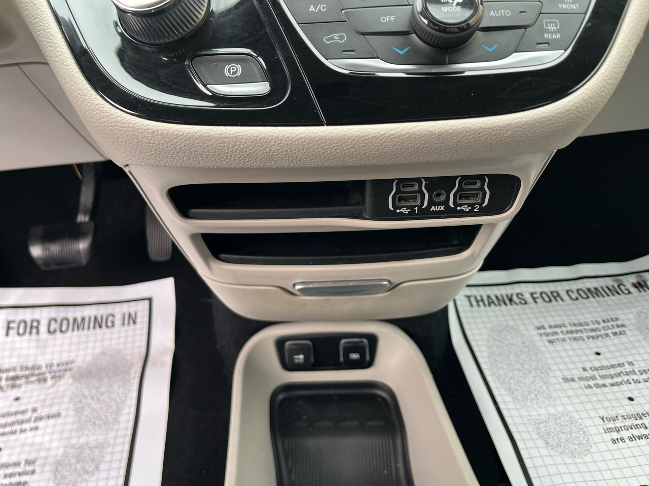 Chrysler Pacifica Touring 2021