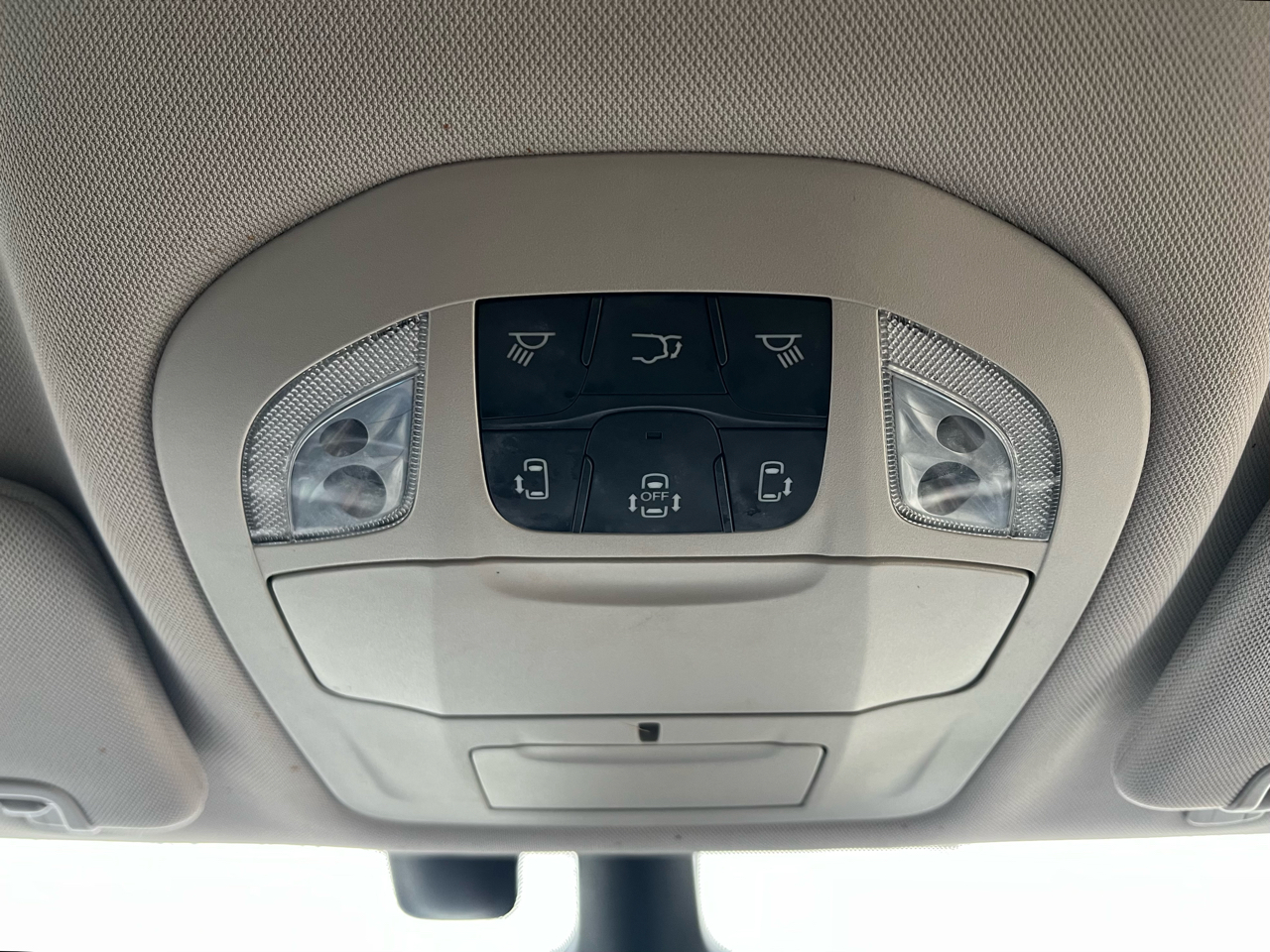 Chrysler Pacifica Touring 2021