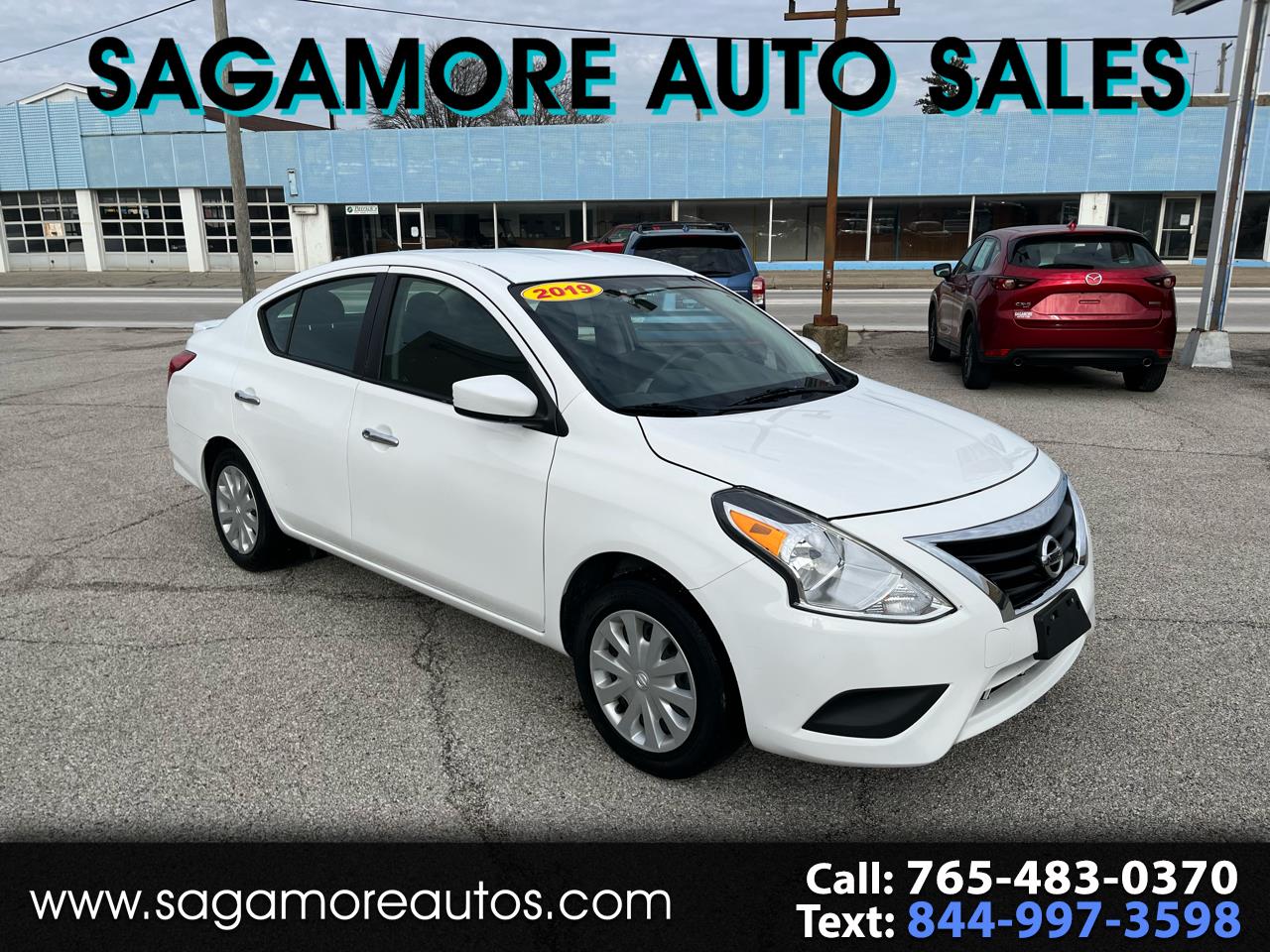 2019 Nissan Versa 1.6 SV Sedan