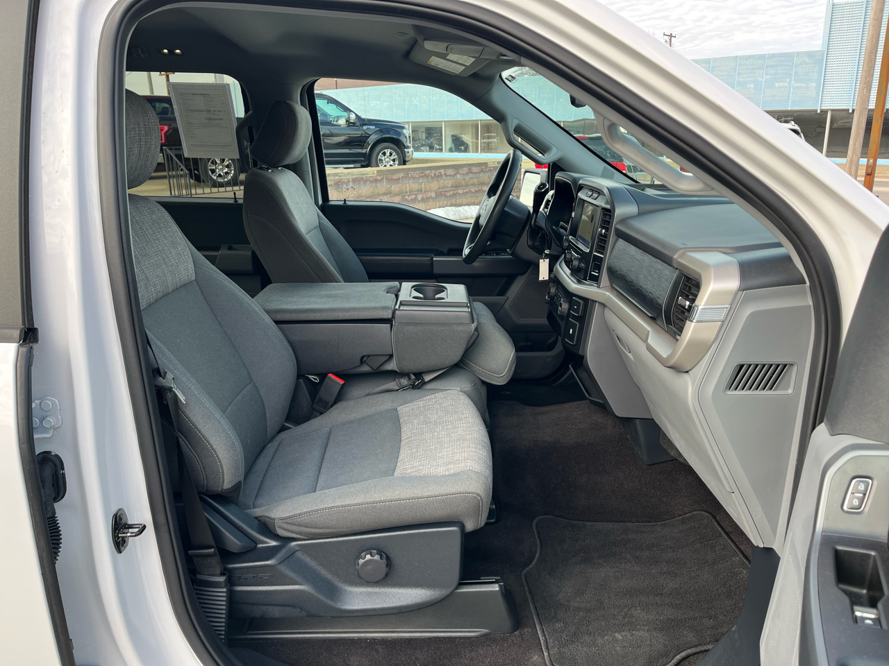 Ford F-150 XLT SuperCrew 4WD 2021