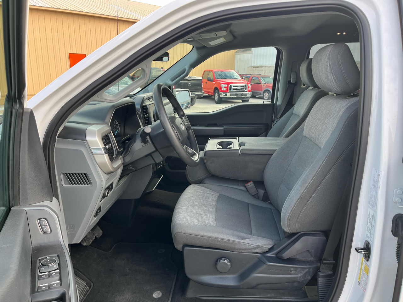 Ford F-150 XLT SuperCrew 4WD 2021