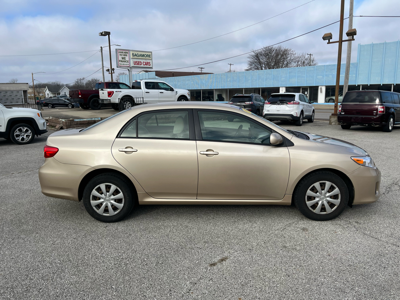 Toyota Corolla LE 2011