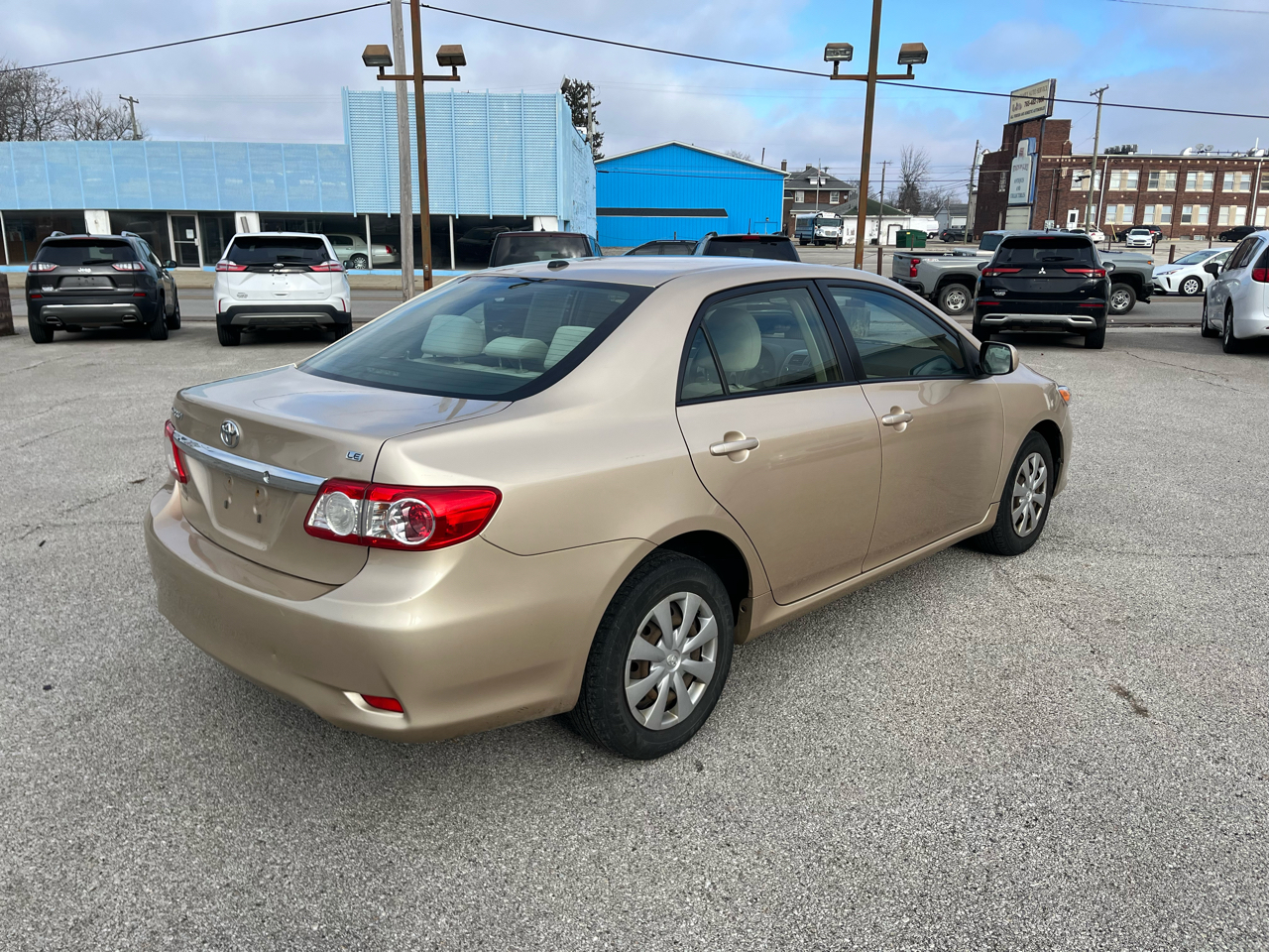 Toyota Corolla LE 2011
