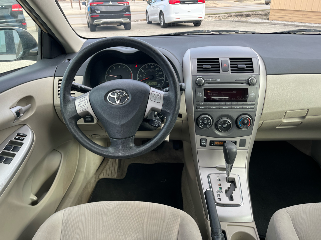 Toyota Corolla LE 2011