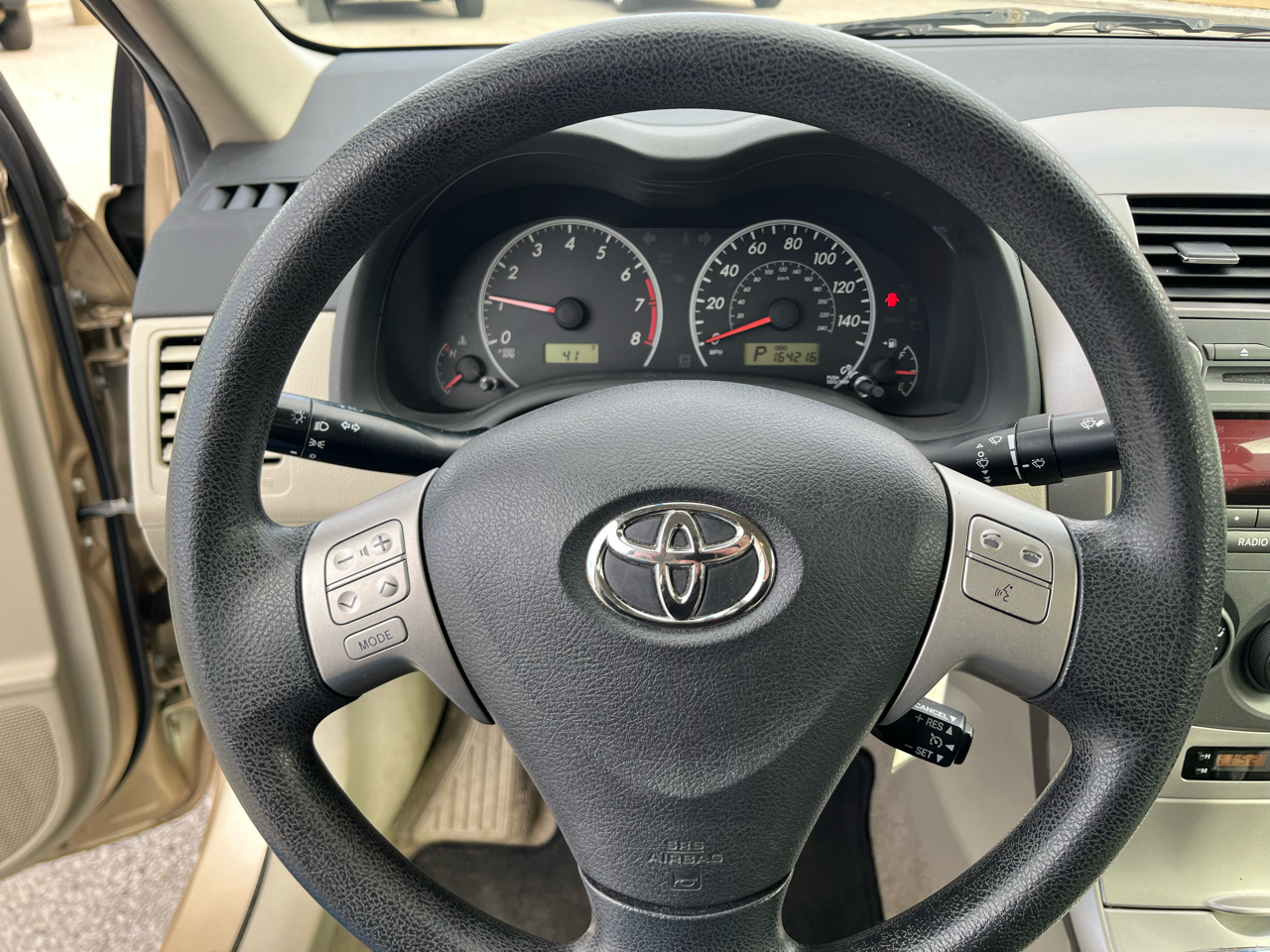 Toyota Corolla LE 2011