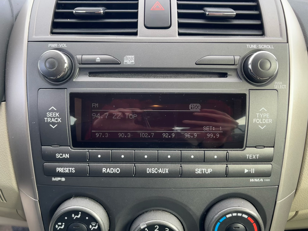 Toyota Corolla LE 2011