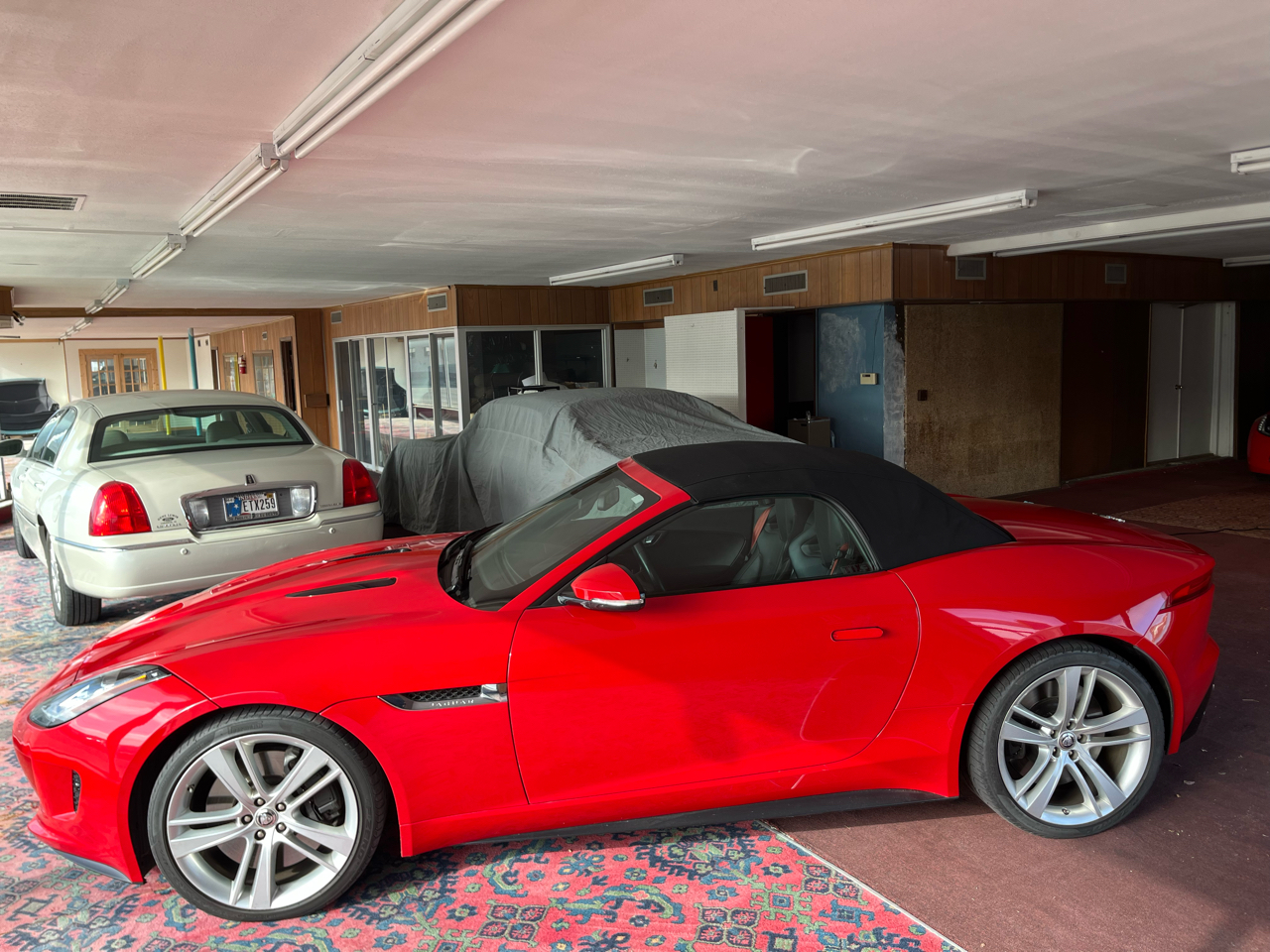 Jaguar F-Type V8 S 2014