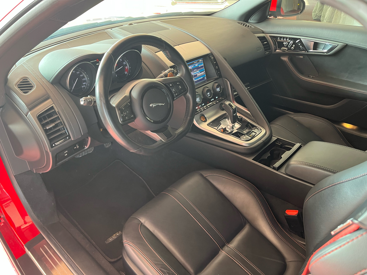 Jaguar F-Type V8 S 2014