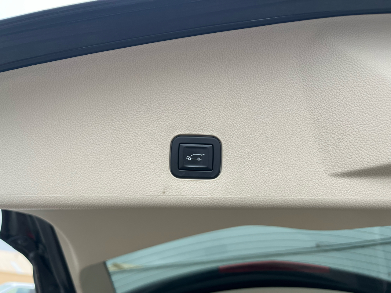 Cadillac SRX Luxury Collection AWD 2011