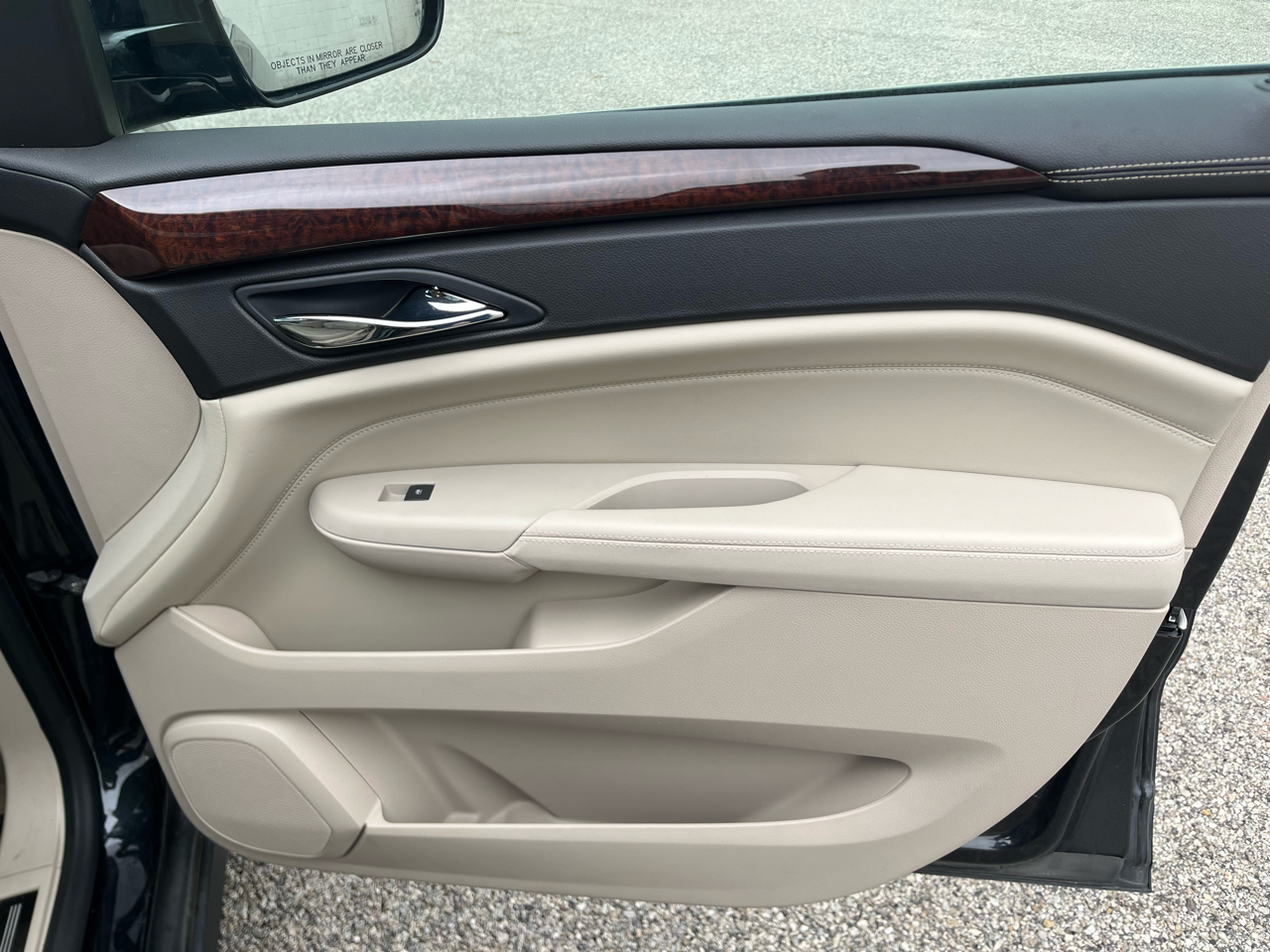 Cadillac SRX Luxury Collection AWD 2011