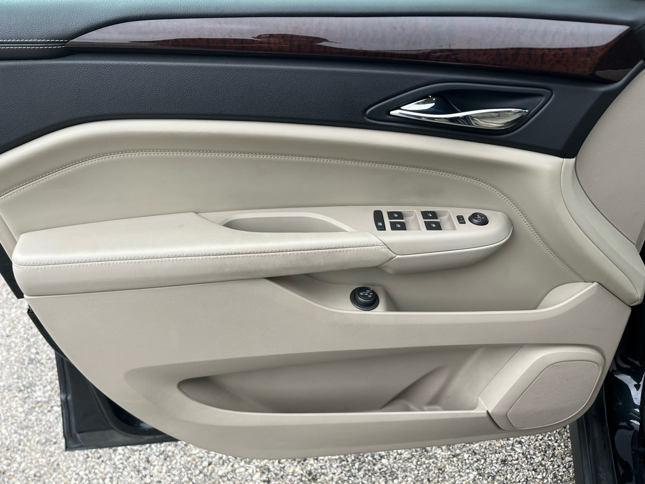 Cadillac SRX Luxury Collection AWD 2011