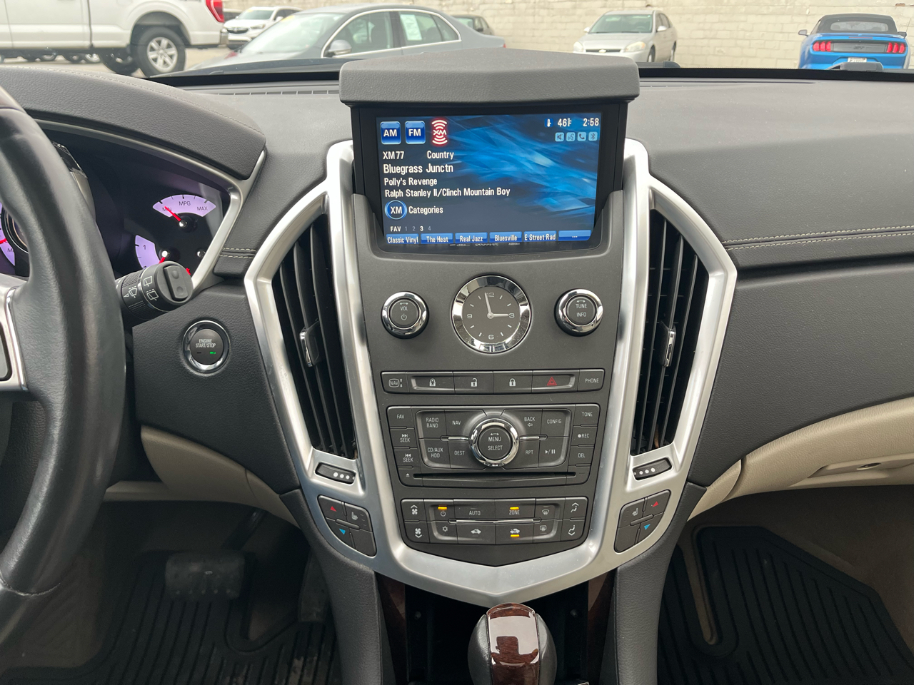 Cadillac SRX Luxury Collection AWD 2011