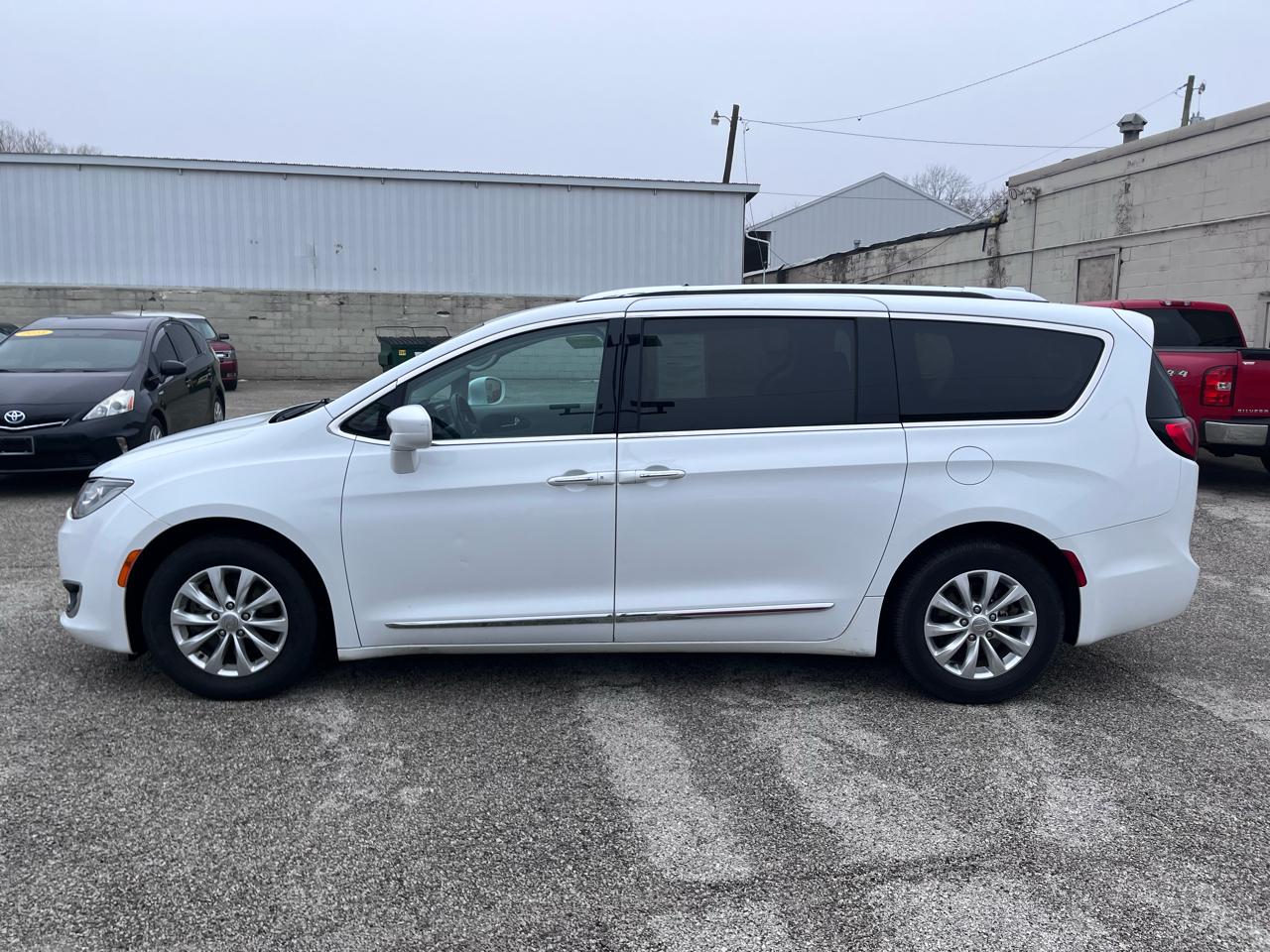 Chrysler Pacifica Touring-L 2018