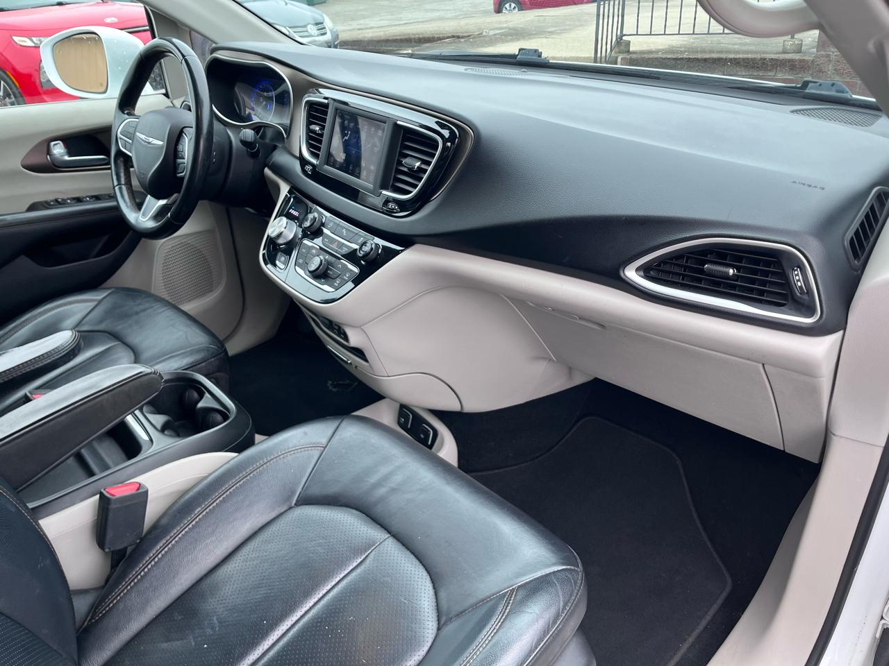 Chrysler Pacifica Touring-L 2018