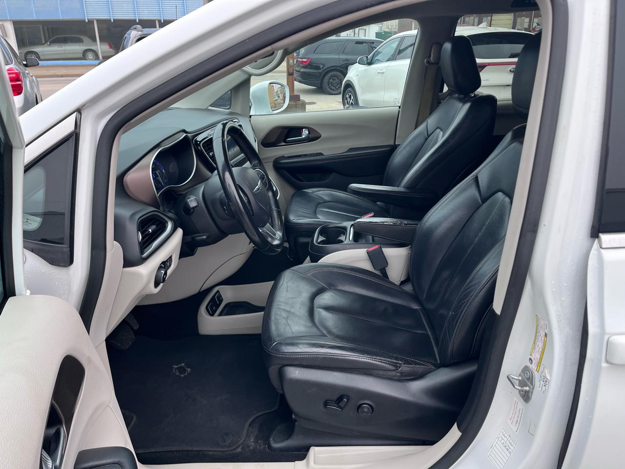 Chrysler Pacifica Touring-L 2018