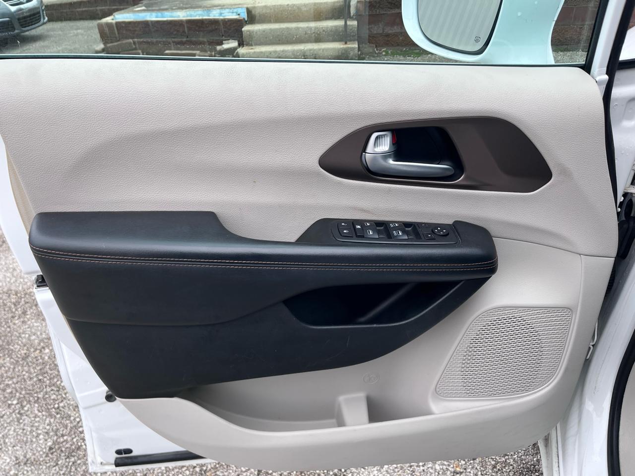 Chrysler Pacifica Touring-L 2018