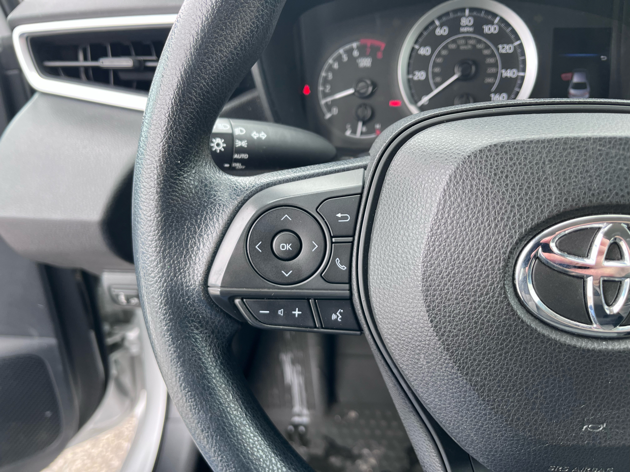 Toyota Corolla LE 2021