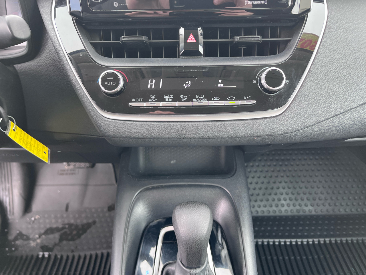 Toyota Corolla LE 2021