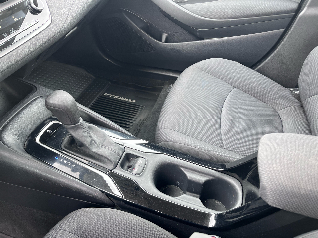 Toyota Corolla LE 2021