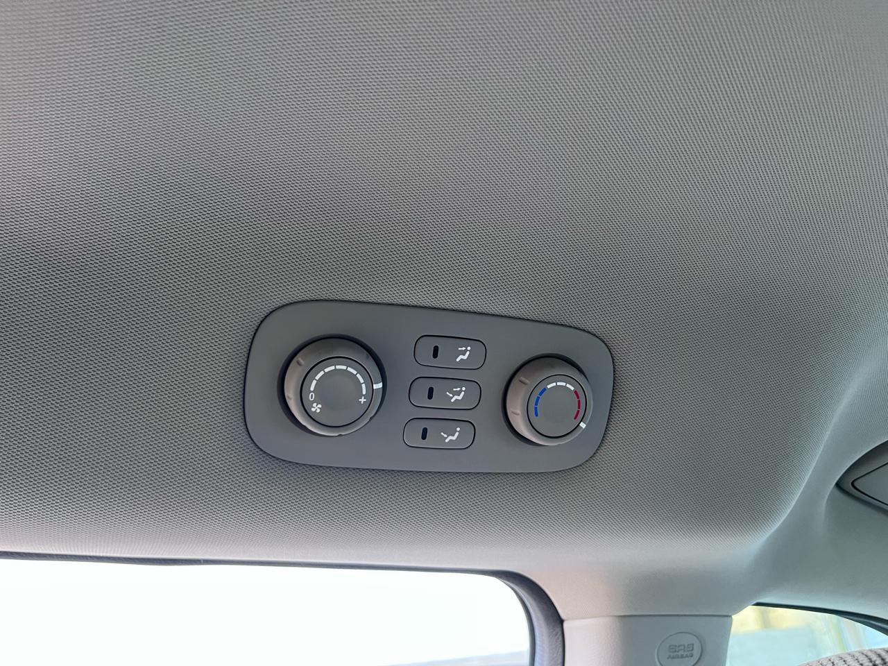 Kia Sedona EX LWB 2012