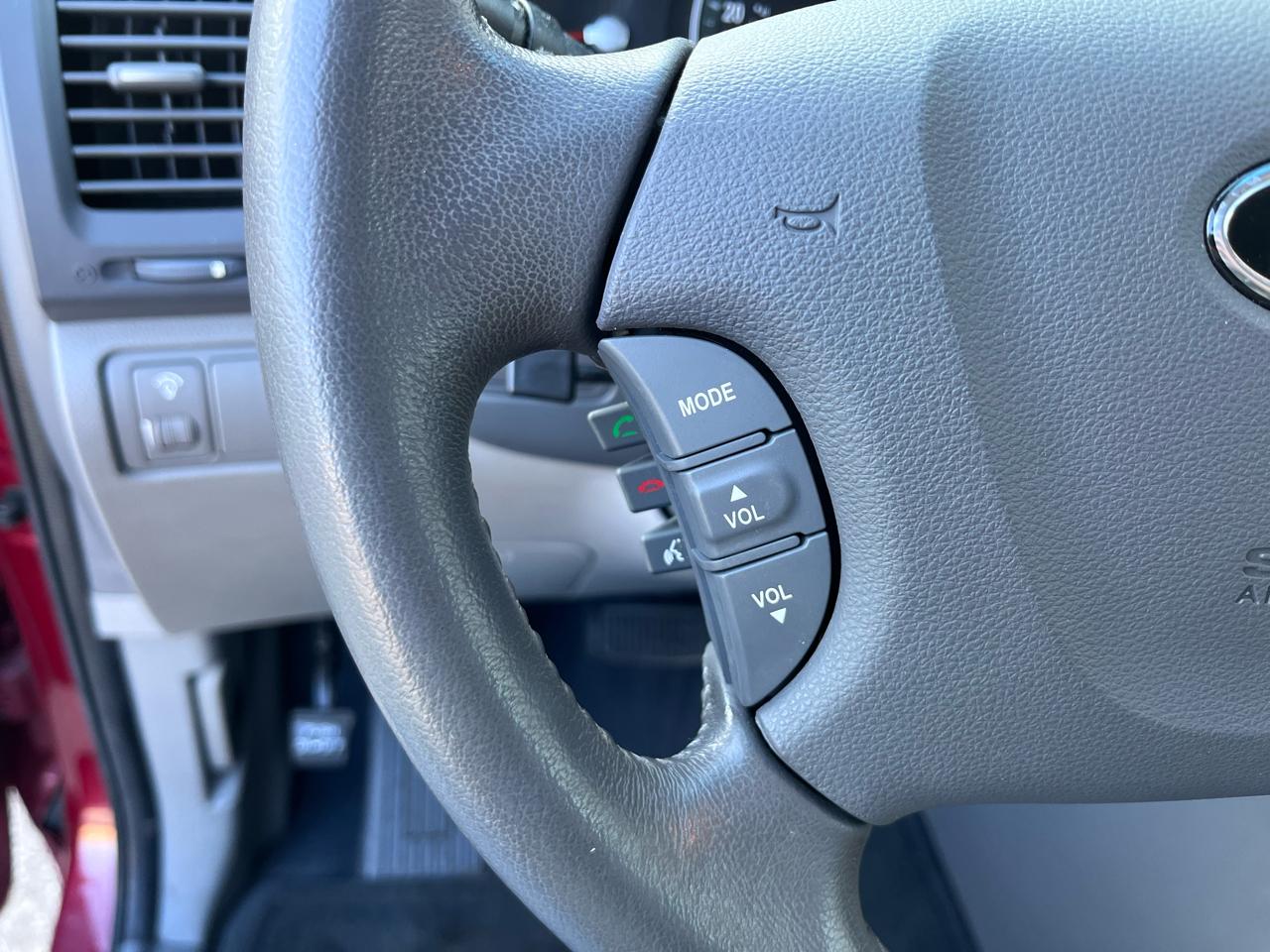 Kia Sedona EX LWB 2012