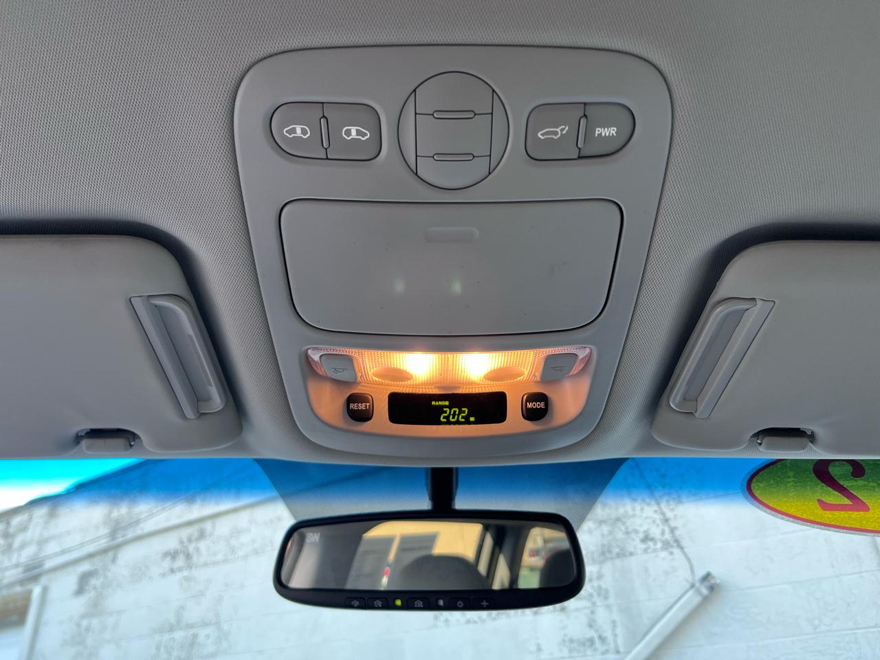 Kia Sedona EX LWB 2012