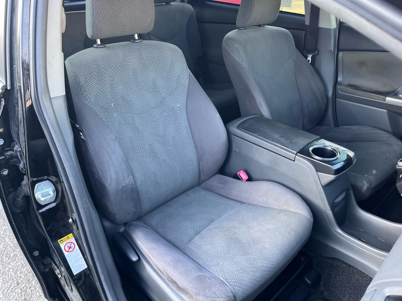 Toyota Prius V Three 2013