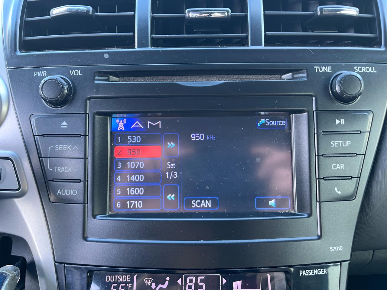 Toyota Prius V Three 2013