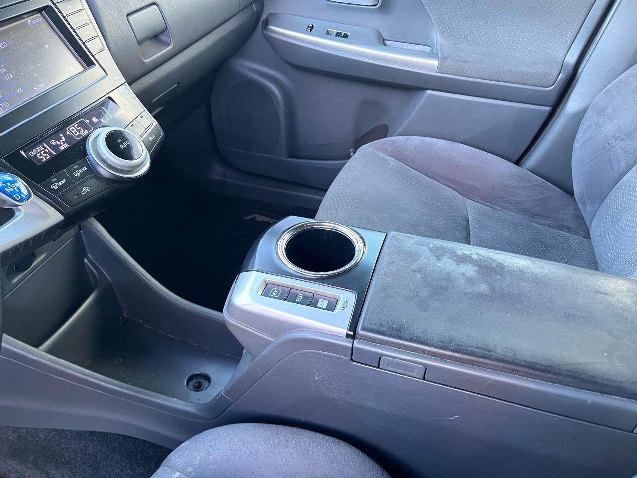 Toyota Prius V Three 2013