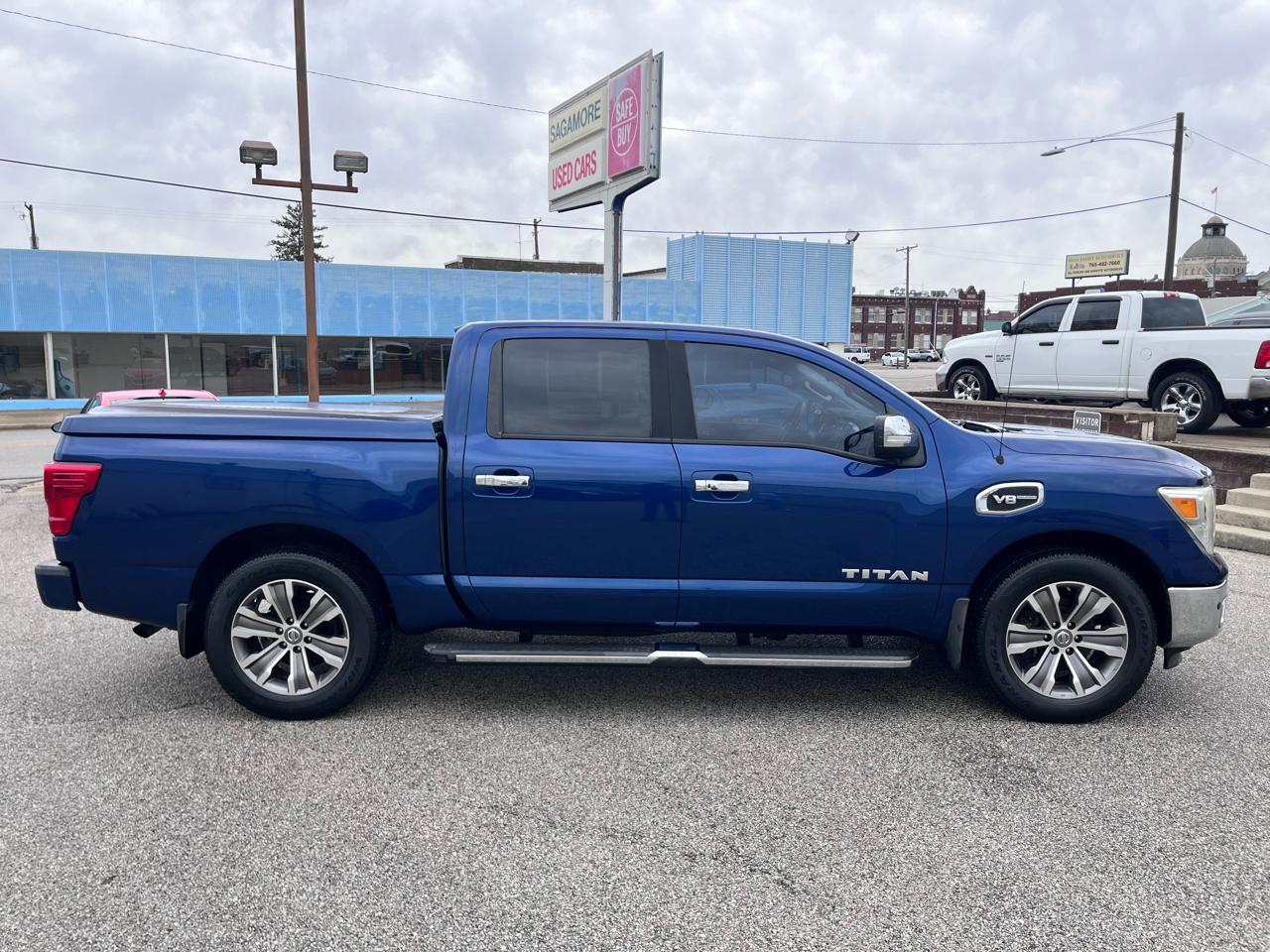 Nissan Titan SV Crew Cab 2WD 2017