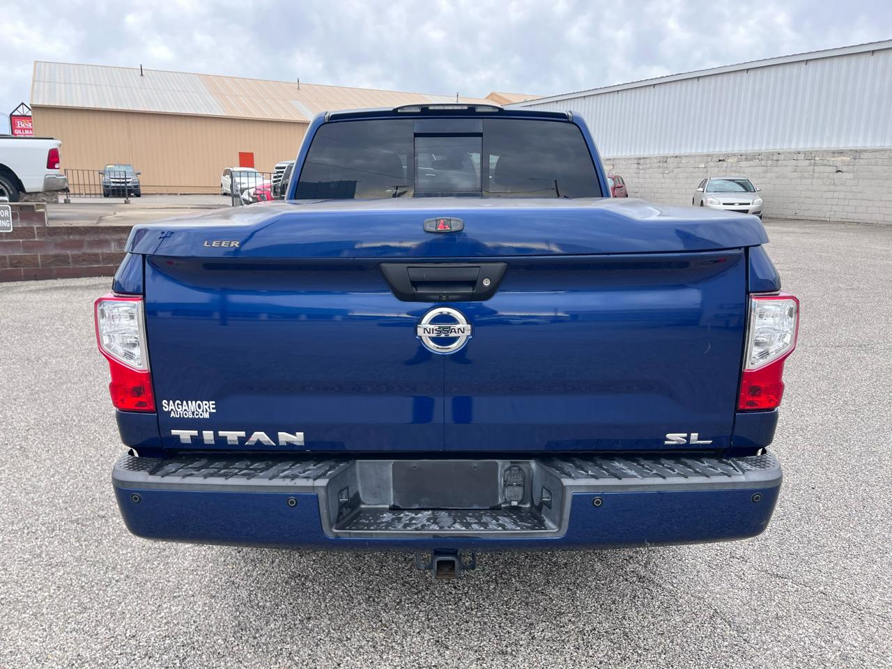 Nissan Titan SV Crew Cab 2WD 2017