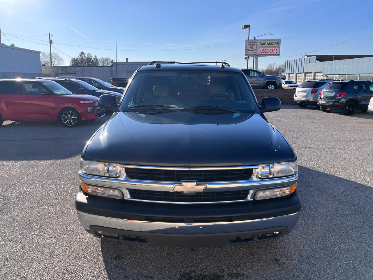 Chevrolet Suburban 1500 4WD 2004
