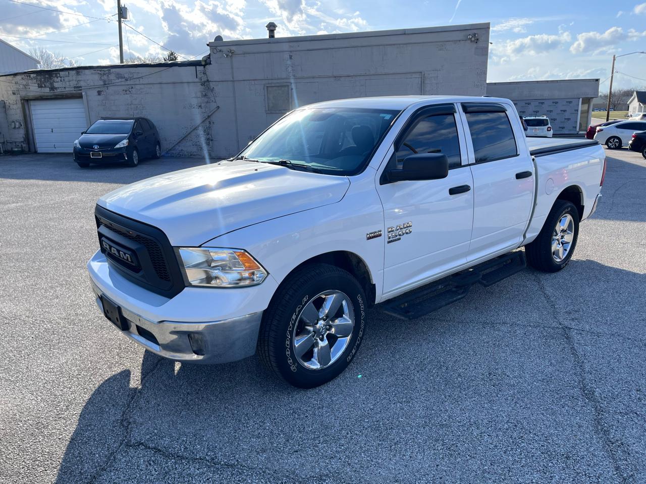 RAM 1500 Classic Tradesman Crew Cab SWB 4WD 2019