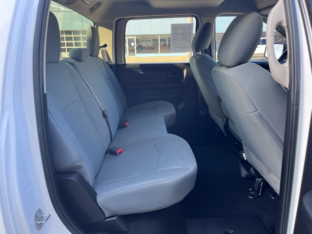 RAM 1500 Classic Tradesman Crew Cab SWB 4WD 2019