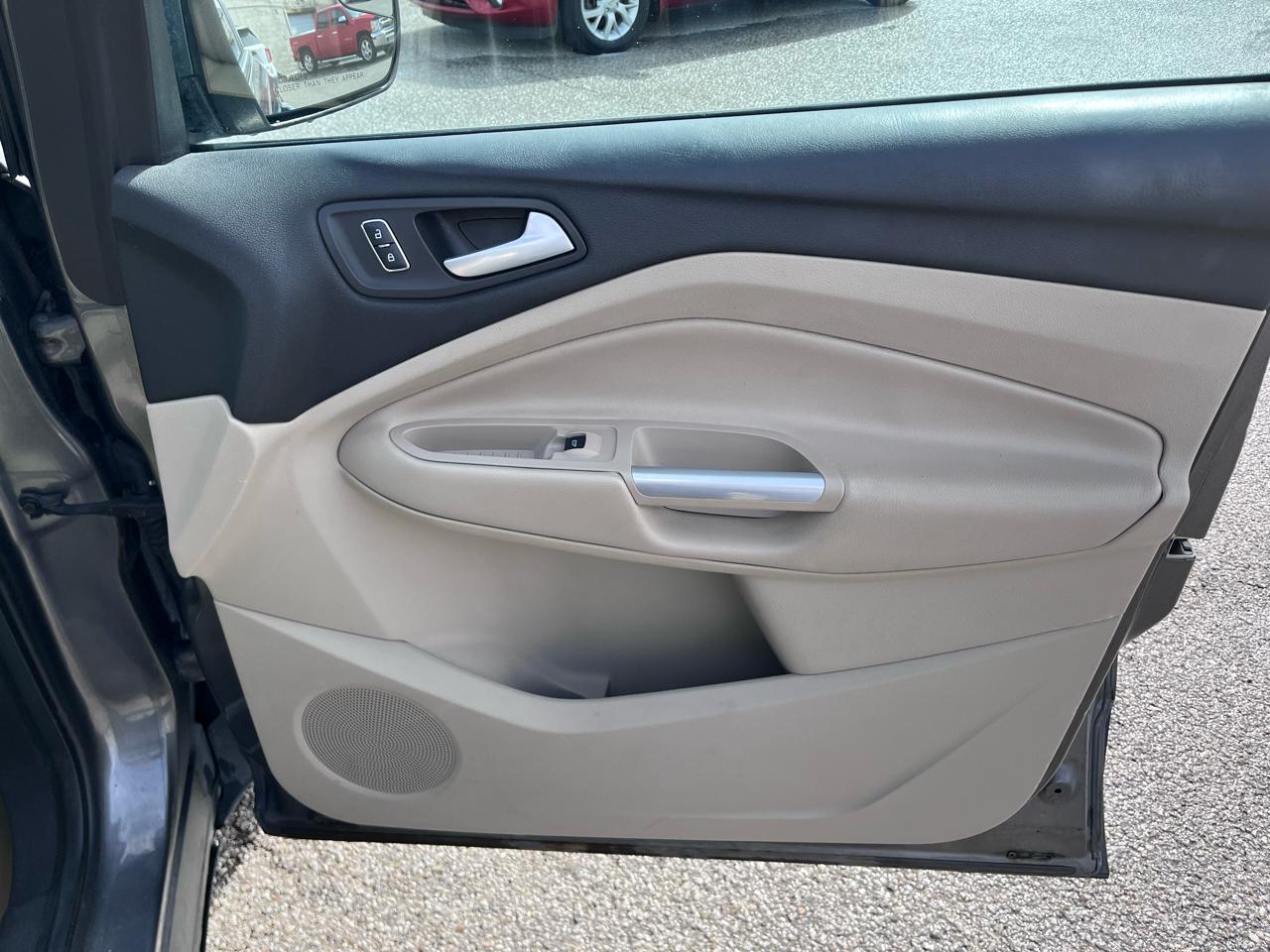 Ford Escape SE FWD 2013